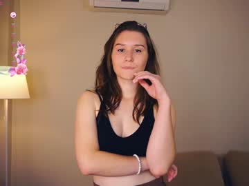 girl
        odelynaclay cam image #5197258