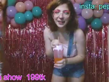 girl
        sweety_ruth cam image #127616