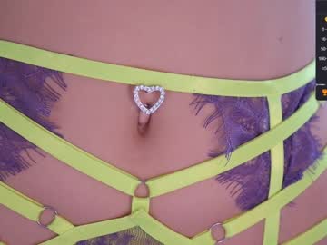 girl
        love_you_to123 cam image #2931947