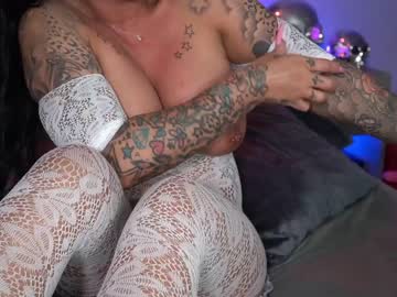 girl
        hotmilfbitch cam image #2389031