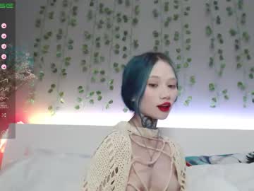 girl
        le_chan cam image #1489717