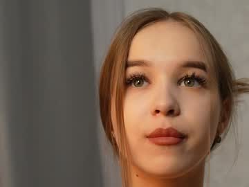 girl
        yeepshyy cam image #5284302