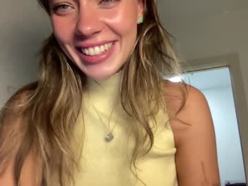 girl
        angel_from_sky cam image #6956031