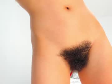 girl
        bush_woman cam image #4673202