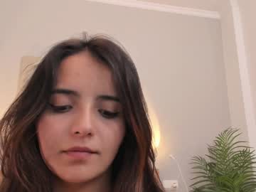 girl
        raychell_black cam image #6678242