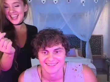 couple
        goddess_marylin cam image #3339528
