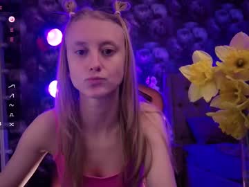 girl
        angeellina cam image #6526482