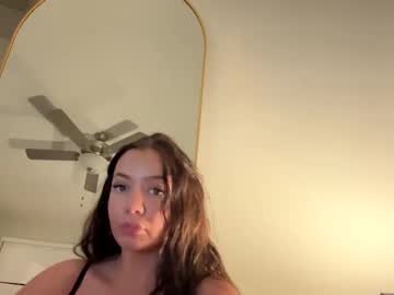 couple
        cleo_77777 cam image #5954212