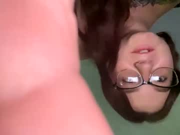 girl
        naughtyjoc cam image #2658929