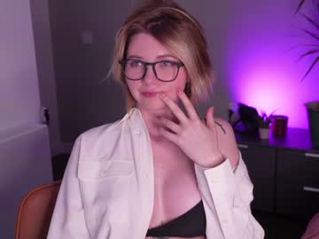 girl
        vixenp cam image #1456752