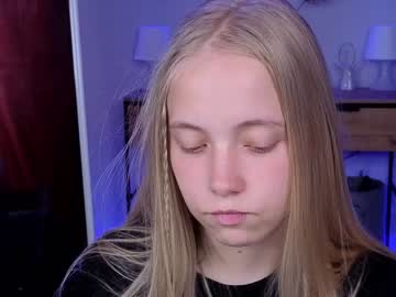 girl
        appr0ved cam image #1532056