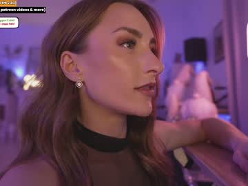 girl
        hannahjames710 cam image #3042126