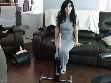 girl
        emoxbunny cam image #2868720