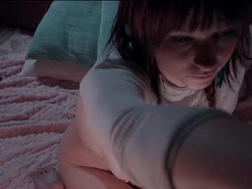 girl
        chaturbatable cam image #4106819