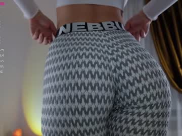 girl
        fit___girl cam image #2985059