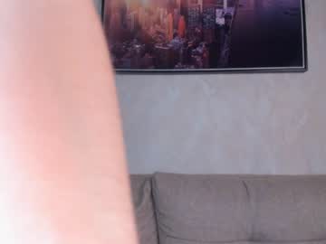girl
        kate_willsons cam image #3399000