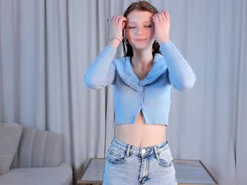 girl
        edithgalpin cam image #3866546