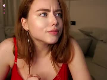 girl
        who_s_there cam image #6556508