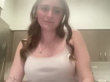 girl
        laylamoore3 cam image #6135167