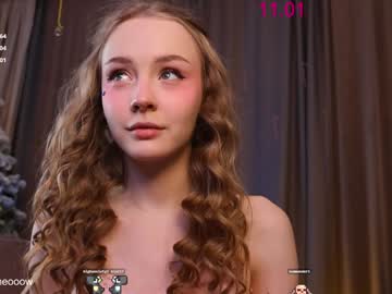 girl
        lissa_meooow cam image #5896848