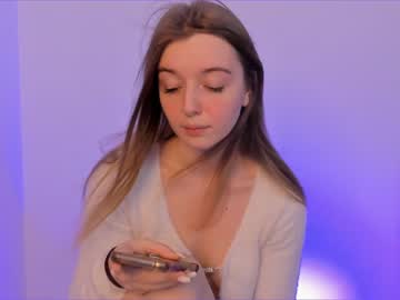 girl
        elizabeth__gray cam image #374639