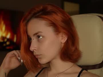 girl
        severs_enigma cam image #5749312