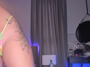 girl
        lil_mayaa cam image #869841