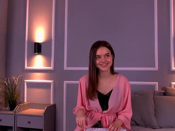 girl
        lindamassa cam image #286141