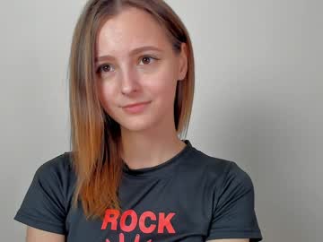 girl
        naomihawkins cam image #2926944