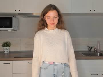 girl
        aubriananorris cam image #2936633