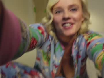 girl
        taylor_love_303 cam image #5733708