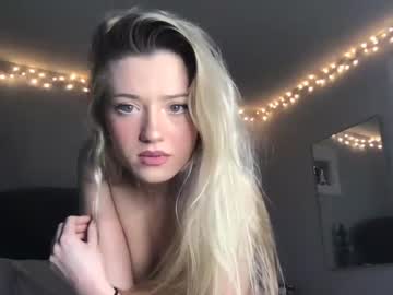 girl
        nicholexoxo23 cam image #1134019