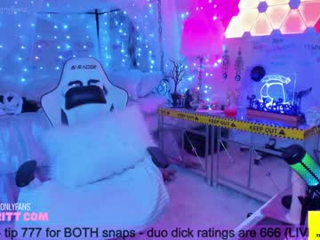 girl
        butterybubblebutt cam image #111868