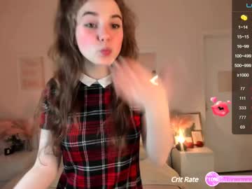 girl Nude Cam Girls Playing Games with maggie_coy