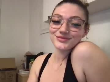 girl
        jacquelinexox cam image #2764835