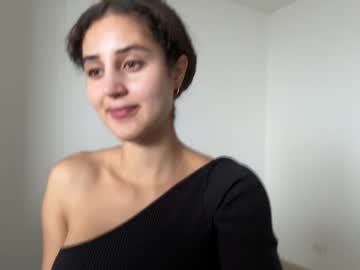 couple
        jenny_taborda cam image #6066182