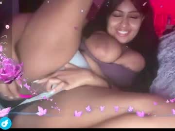 girl
        blackgurlkitty cam image #4165943