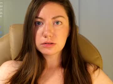 girl
        ronny_ponny cam image #2209265