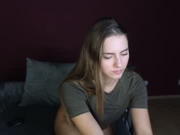 girl
        rubyrubinoffi cam image #3982411