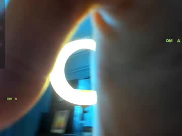 girl
        your_dream_alice cam image #6163270
