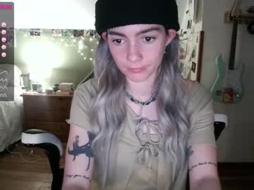 girl
        pixelatedprincess cam image #1278030
