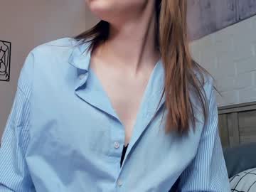 girl
        katy_best_ cam image #3765970