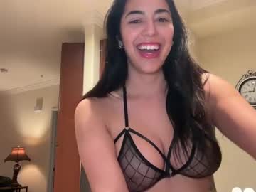 girl
        luxcher22 cam image #5867808