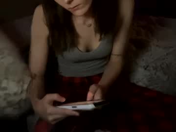 girl
        violet_maee cam image #5661345