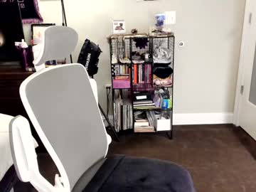 girl
        eve003300 cam image #6938556