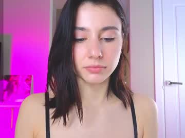 girl
        kingkong_my_bf cam image #6430849