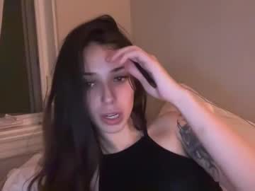 girl
        ariacutiee cam image #1529856