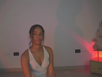 girl
        camilitasu cam image #2333129