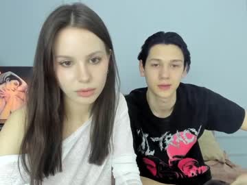 couple
        0verlandd cam image #3996764