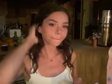 girl
        lilyofearth cam image #3935269
